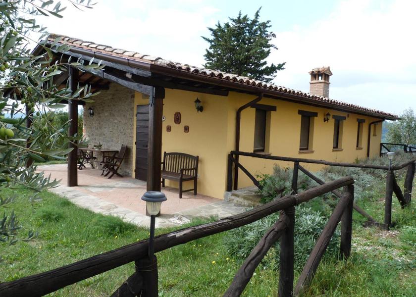 Umbria Monte Santa Maria Tiberina Hotel Exterior