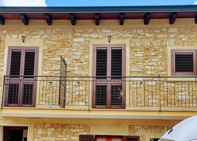Campania Perdifumo exterior view