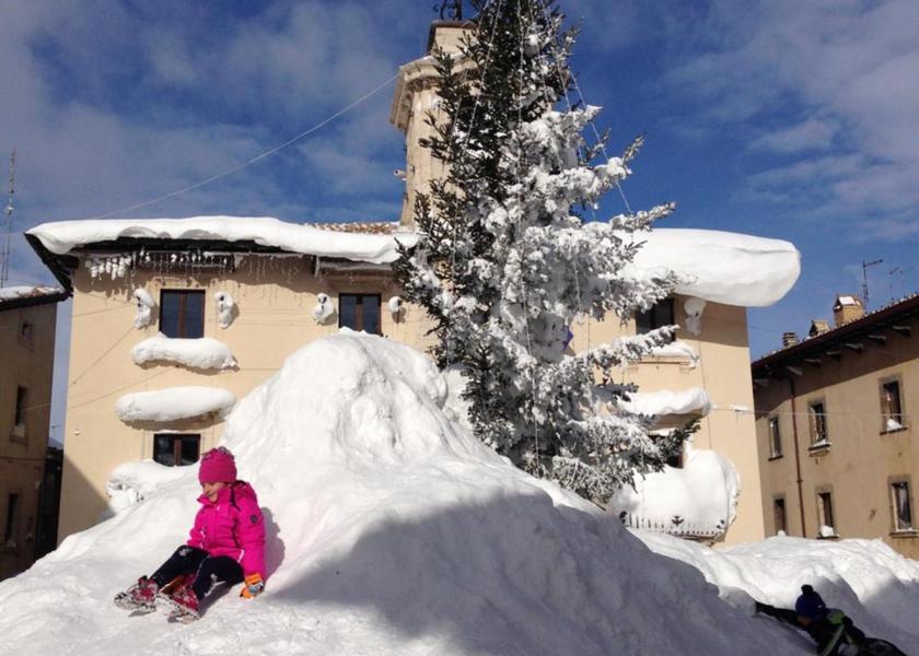 Abruzzo Pescocostanzo nearby attraction