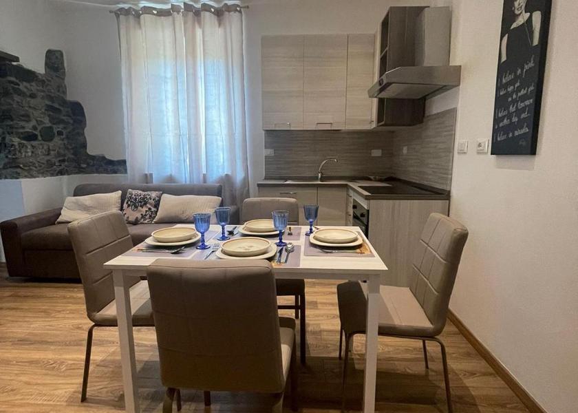 Liguria Beverino kitchen