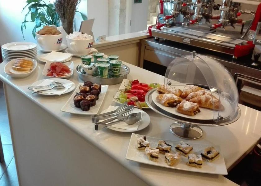 Abruzzo Poggio Picenze food and beverages