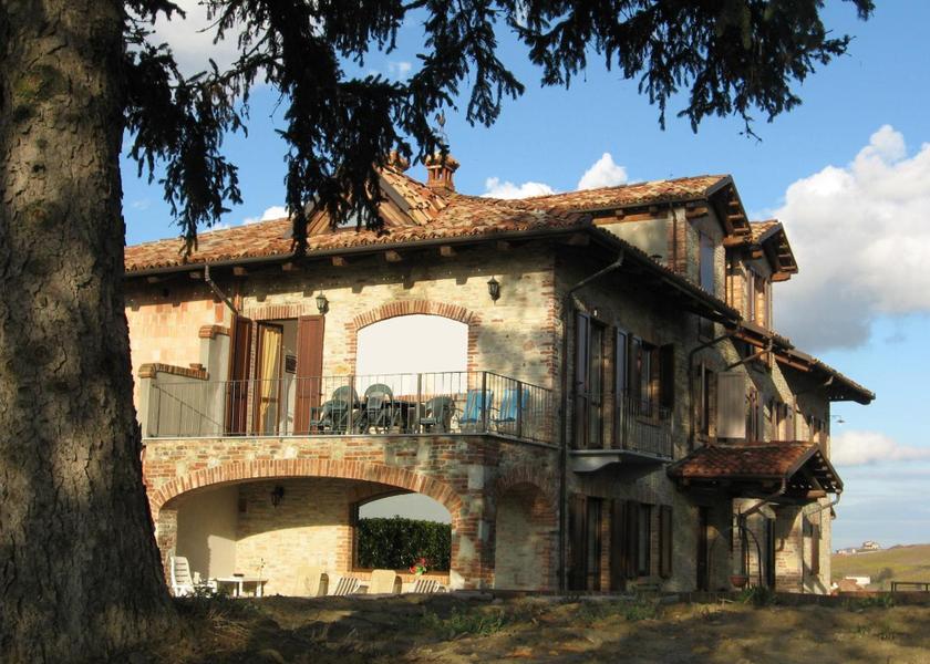 Piedmont Treiso entrance