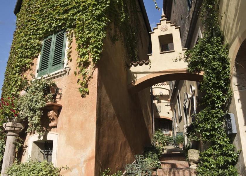 Tuscany Lajatico exterior view