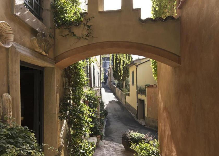 Tuscany Lajatico exterior view