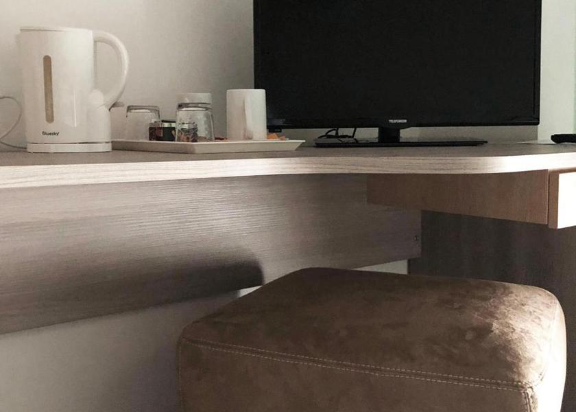 Lombardy Tavernerio Triple Room