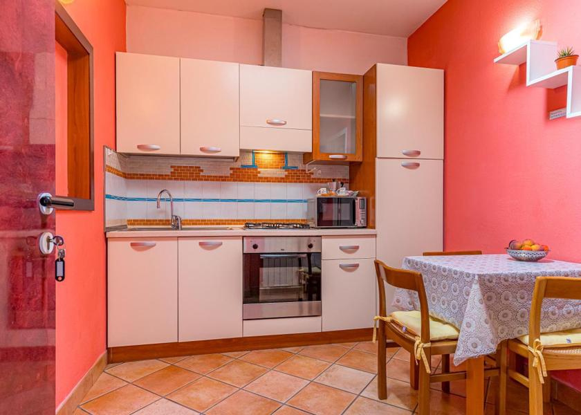 Lombardy Tavernerio kitchen