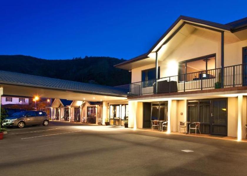 Marlborough Picton Exterior view
