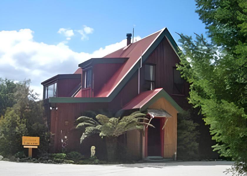 Tasman Region Murchison Exterior view