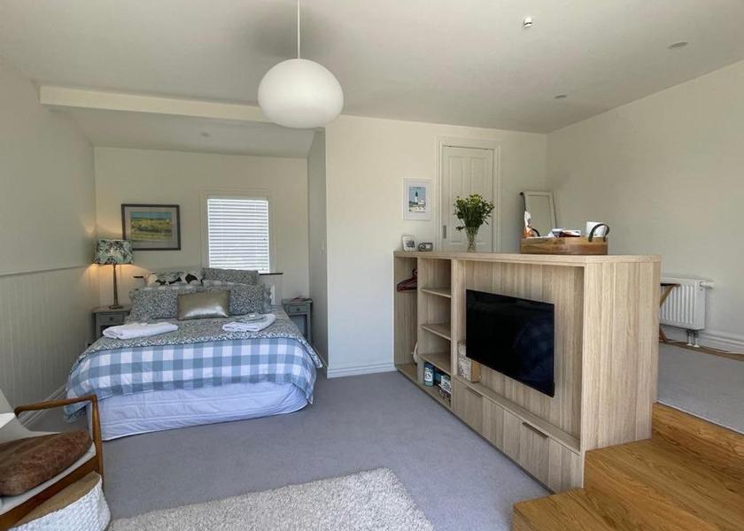 Greater Wellington Greytown Double Room with Private Bathroom
