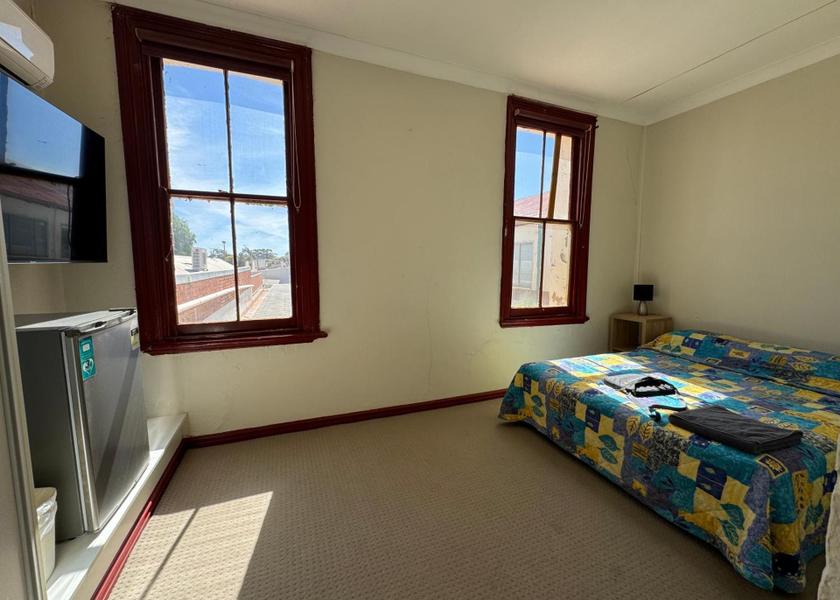 Western Australia Kalgoorlie Double Room with Private Bathroom