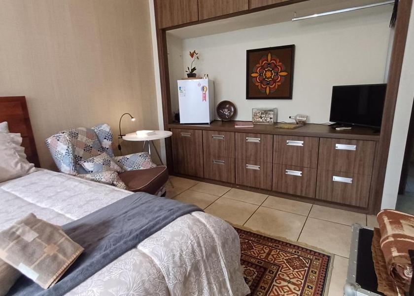 shared lounge/tv area