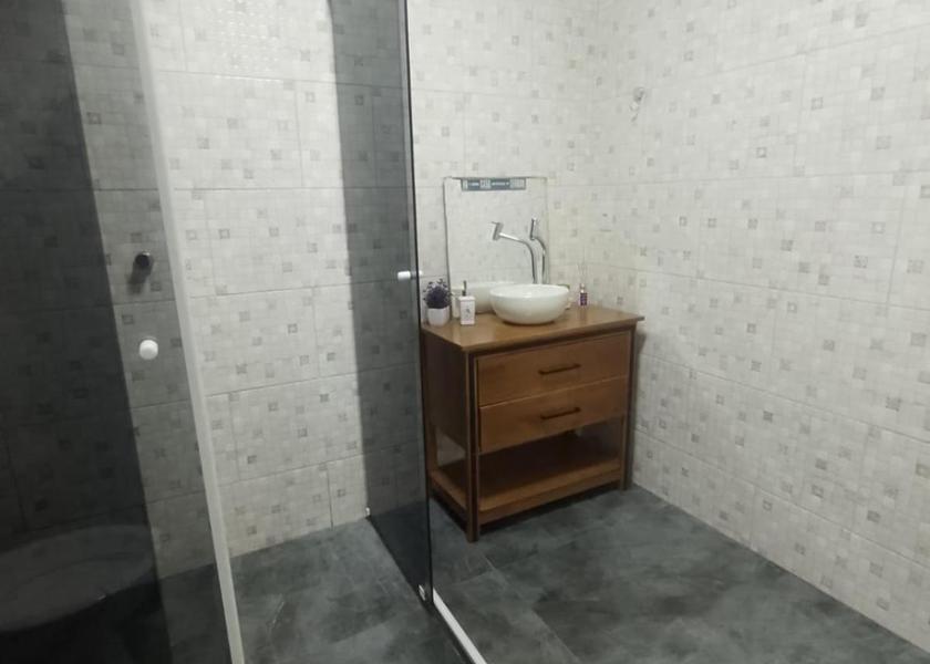 Paraná Quatro Barras bathroom