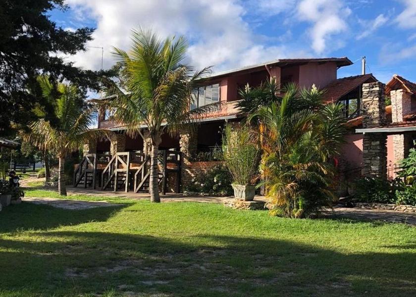 Minas Gerais (state) Santana do Riacho exterior view