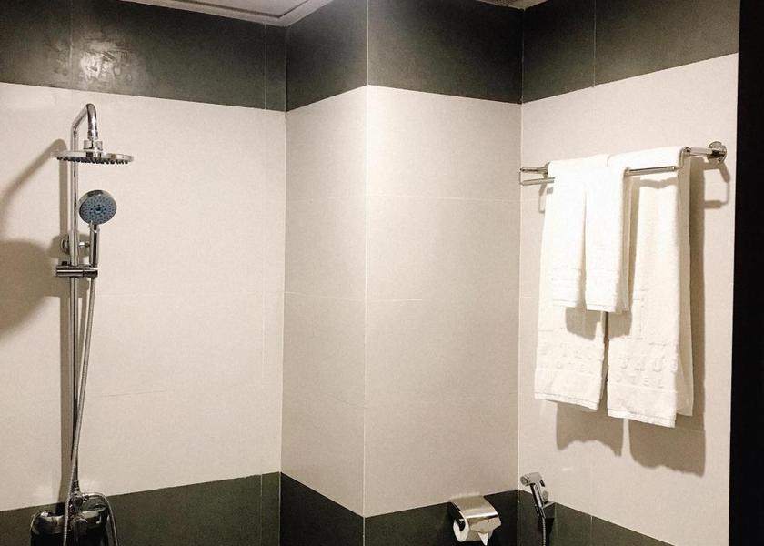 Gia Lai Province Pleiku King Room with Two King Beds