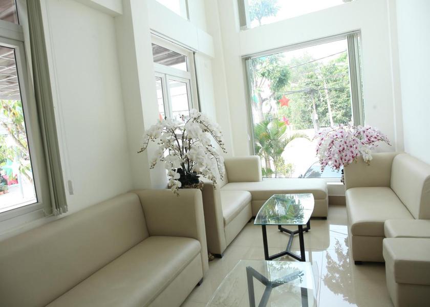 Dong Thap Cao Lanh shared lounge/tv area