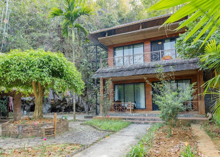 Hoa Binh Mai Chau exterior view