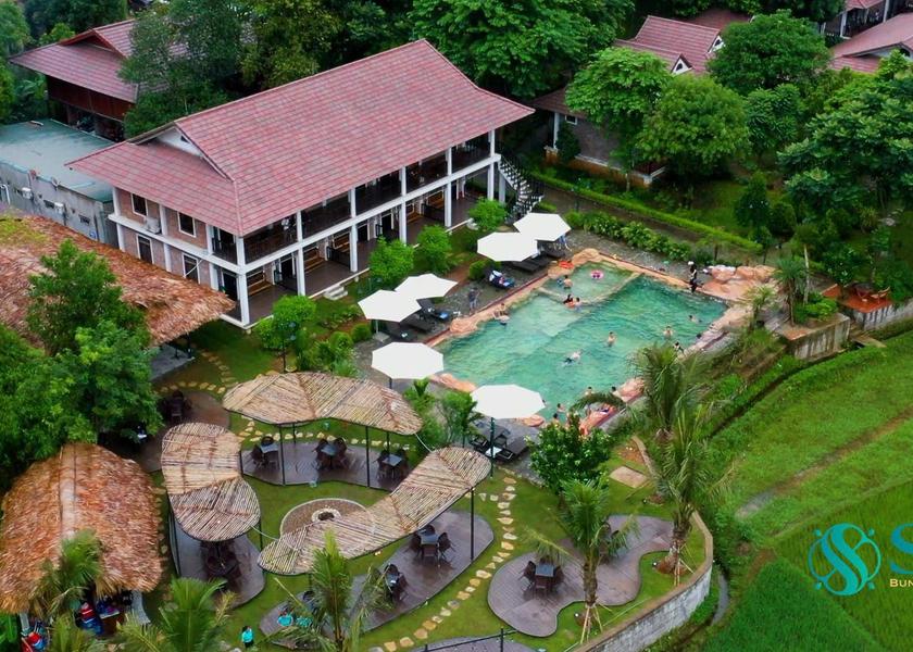 Phu Tho Province Mai Chau swimming pool
