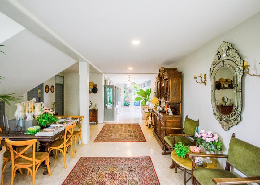 Samut Songkhram Amphawa lobby