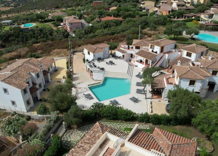 Sardinia San Teodoro garden