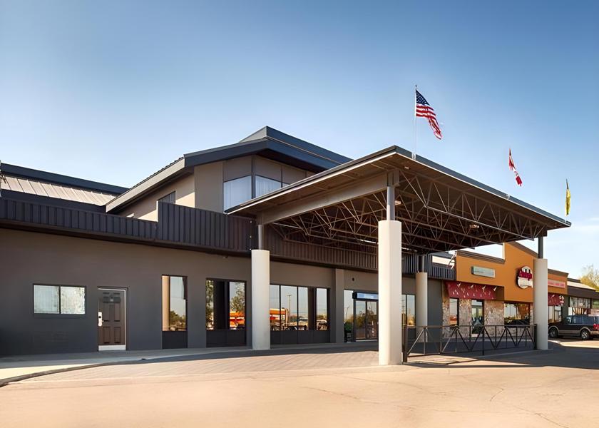 Saskatchewan Saskatoon Hotel Exterior