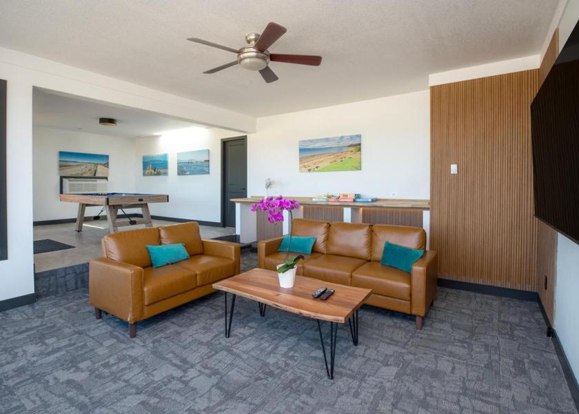 British Columbia Parksville shared lounge/tv area