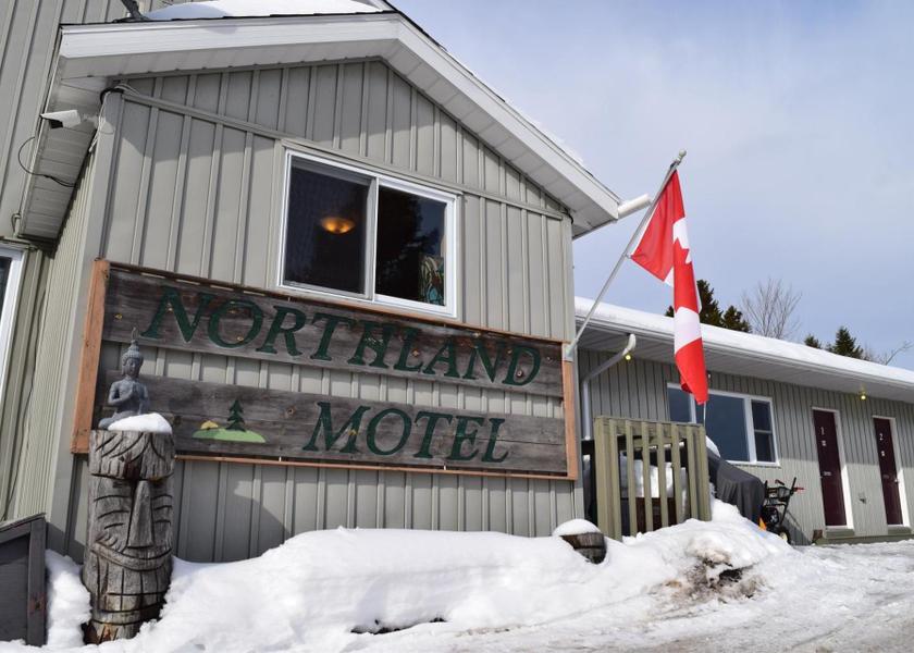 Ontario Parry Sound exterior view