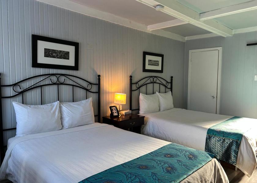 Quebec Sainte-Adele Double Room with Two Double Beds