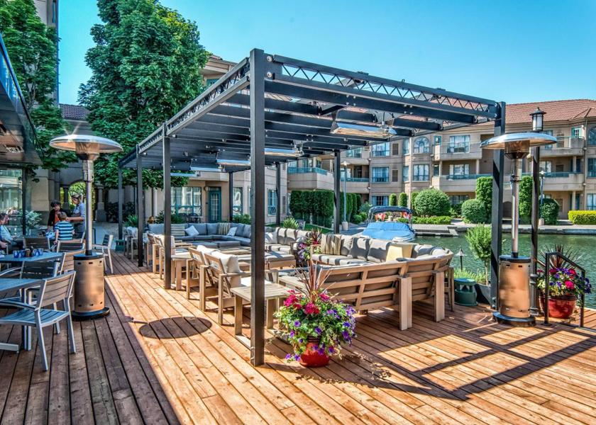 British Columbia Kelowna Bar/lounge