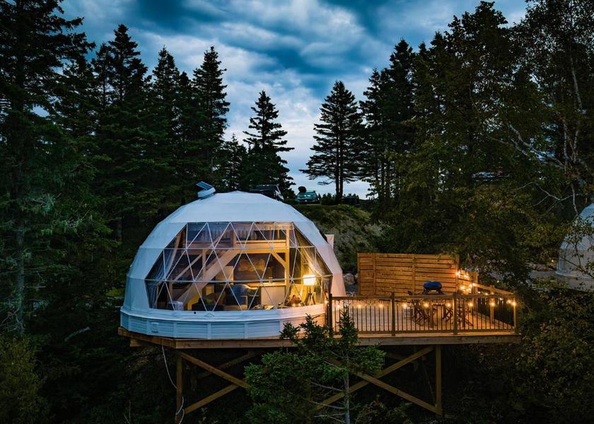 Quebec Perce exterior view