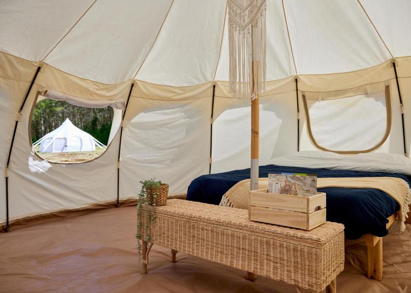 Quebec Mont-Tremblant Tent Lotus Luxe