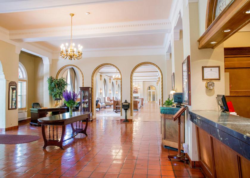 Nova Scotia Digby lobby