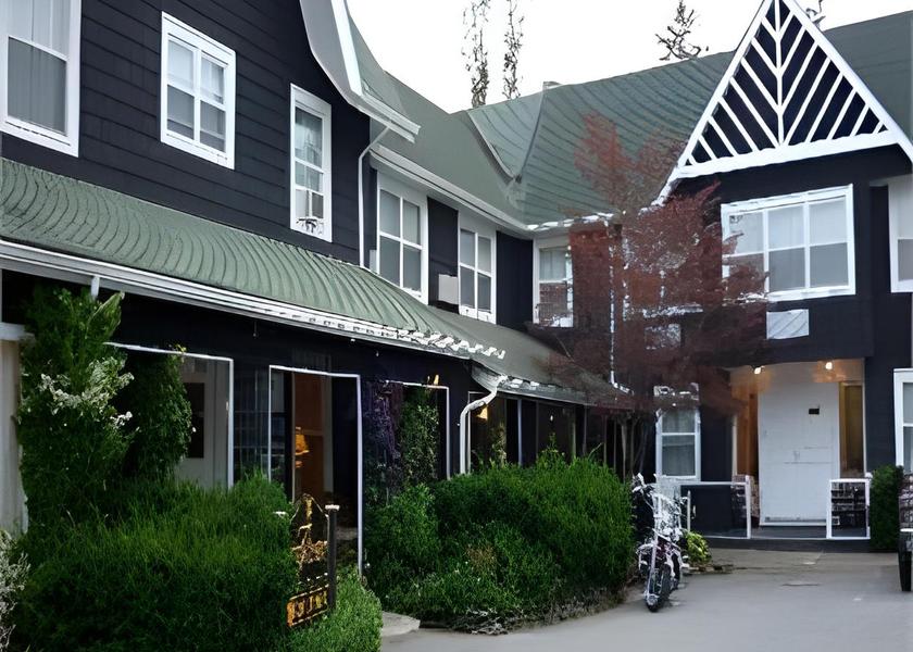 Nova Scotia Baddeck exterior view