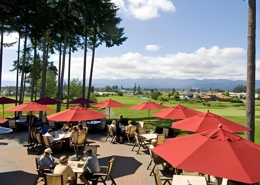 British Columbia Courtenay surrounding environment