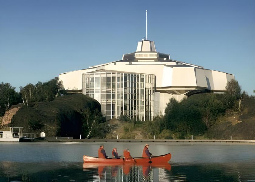 Ontario Sudbury exterior view
