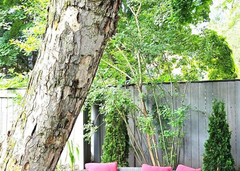 Ontario Niagara Falls balcony/terrace