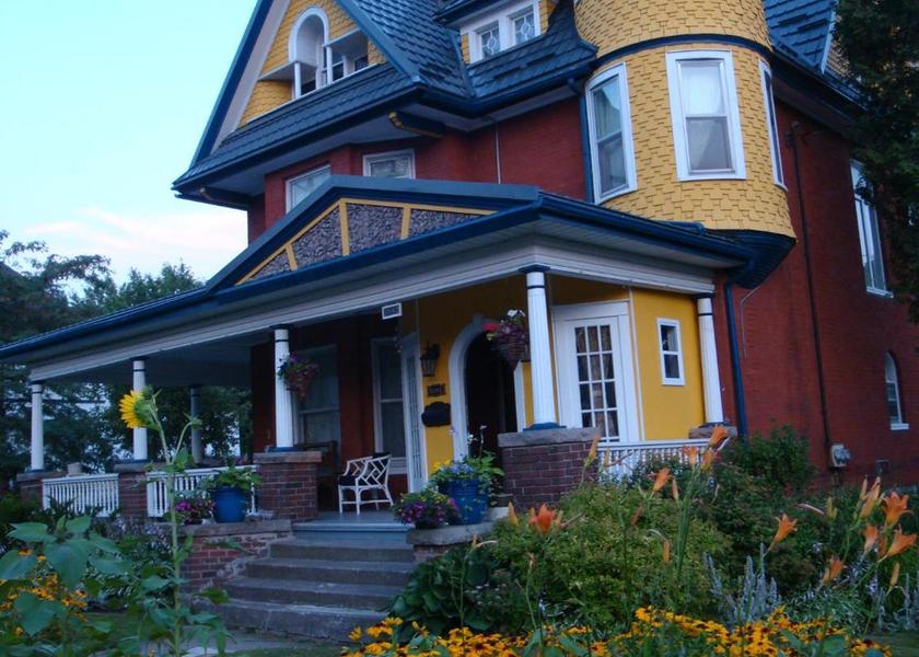 Ontario Niagara Falls entrance