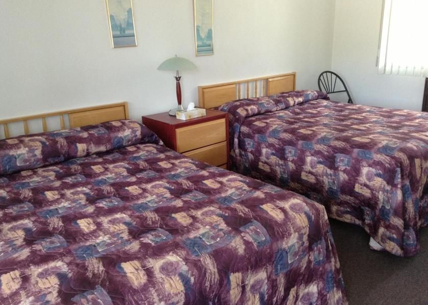 Quebec Saint-Thomas Double Room with Two Double Beds