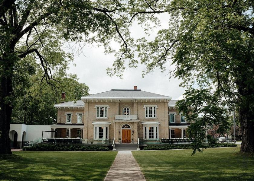 Ontario Prince Edward exterior view