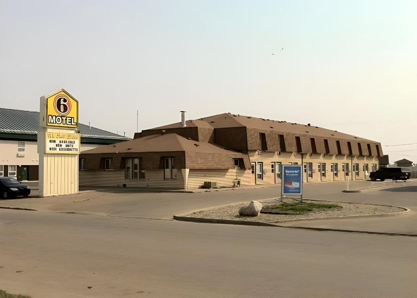 Saskatchewan Weyburn Exterior view