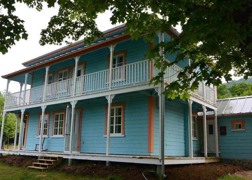 Quebec Petite-Riviere-Saint-Francois Hotel Exterior