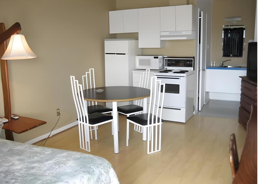Quebec Saint-Jean-Sur-Richelieu Double Room with Kitchenette
