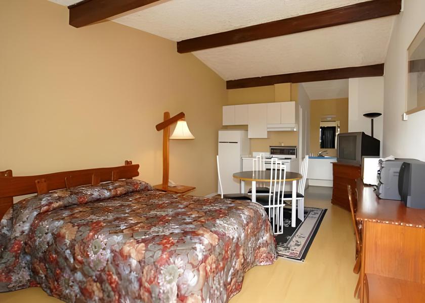 Quebec Saint-Jean-Sur-Richelieu Double Room with Kitchenette