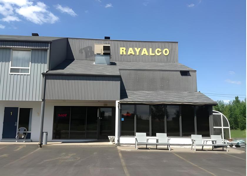 Quebec Saint-Apollinaire exterior view