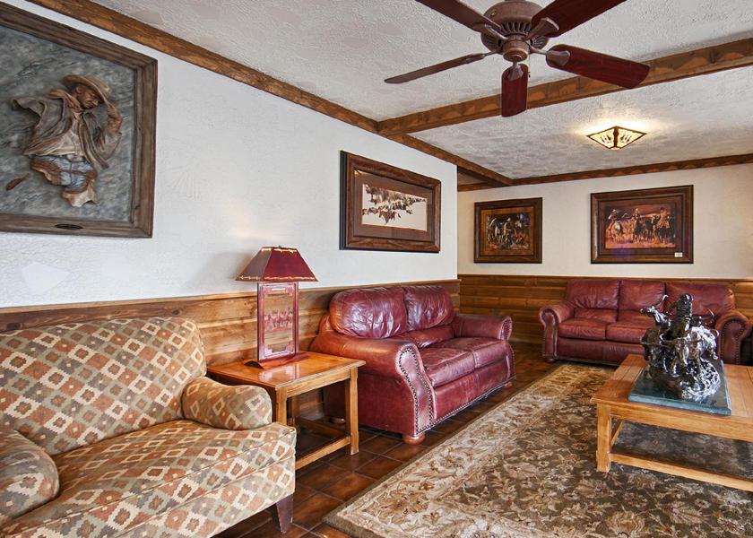 Montana Gardiner interior view