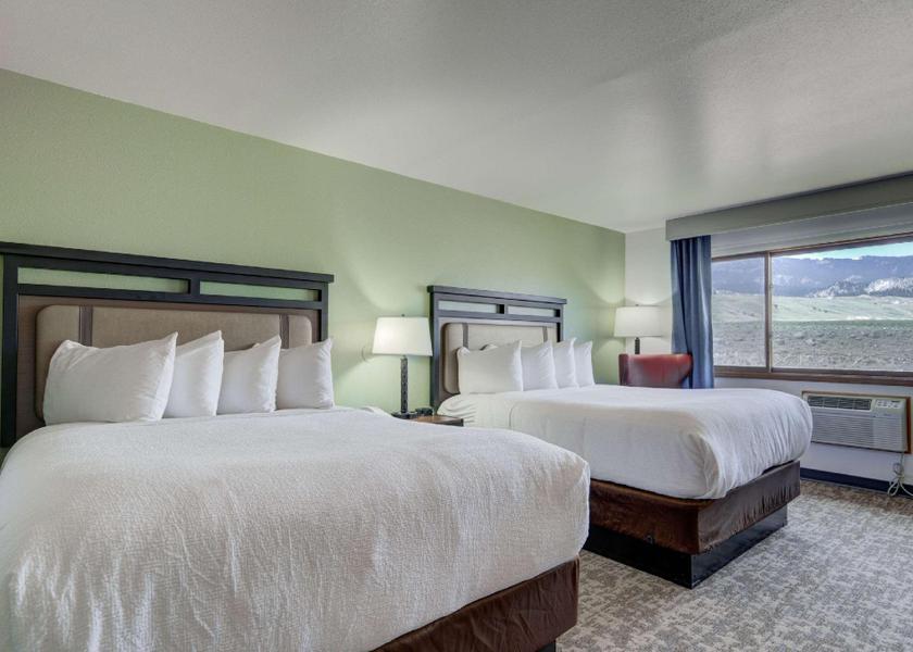 Montana Gardiner 2 Queen Beds, Nonsmoking