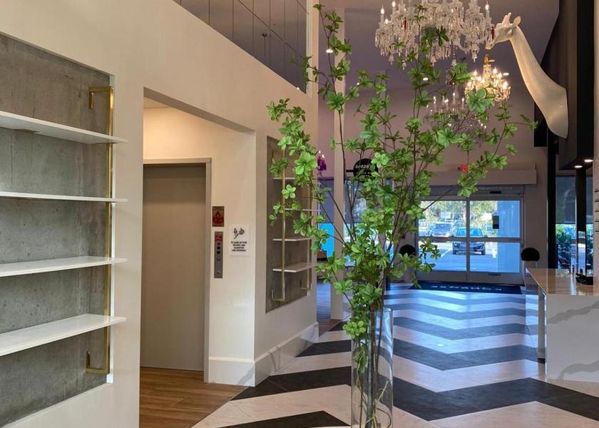 Florida Sarasota lobby