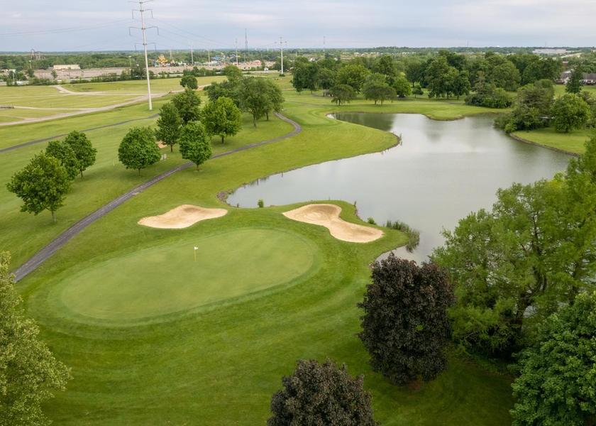 Ohio Loveland golf course [on-site]