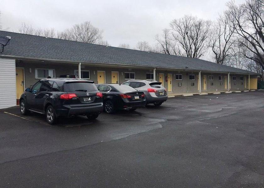 Pennsylvania Bensalem Hotel Exterior