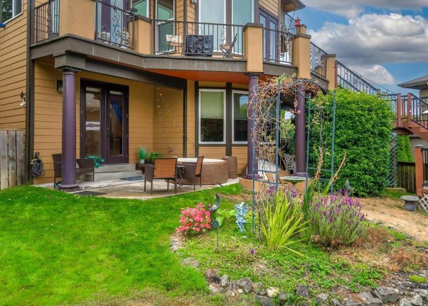 Washington Gig Harbor exterior view
