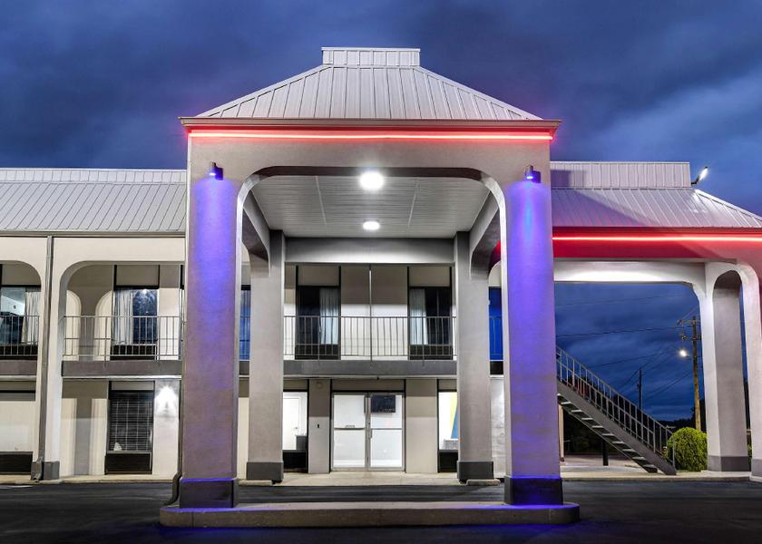 Mississippi Meridian exterior view
